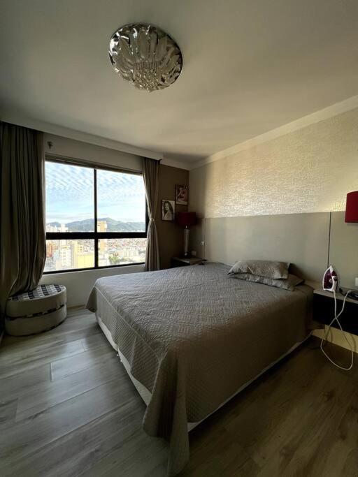 Apartamento No Centro, Com Vista Mar E Cristo Luz Balneario Camboriu Exterior foto